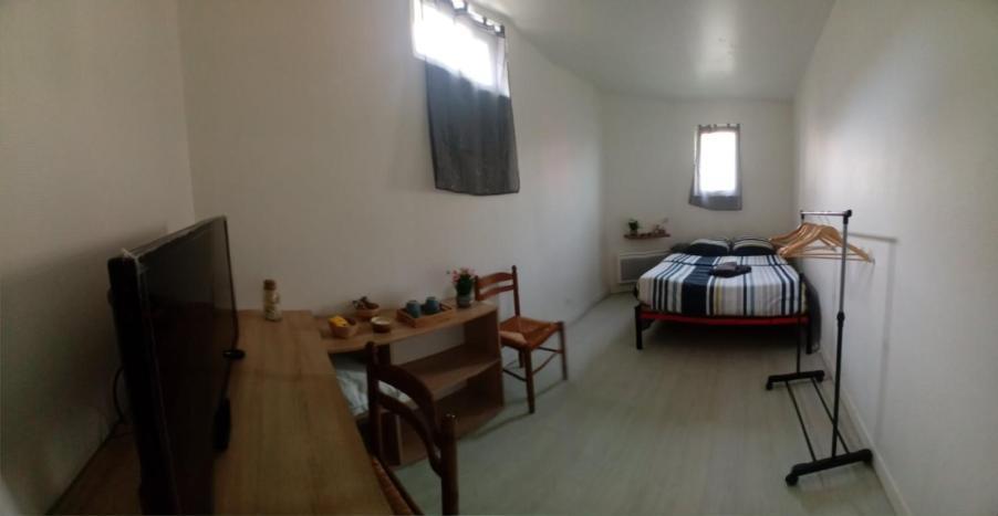 Privatunterkunft Chez Vincent, Doubles Equipees, Avec Acces Prive, Tres Bon Emplacement Dans Dieppe, Au Calme, Avec Parking Gratuit Et Cloture, Terrasse Et Grand Jardin, Simple Et Convivial, Animaux Admis Dieppe